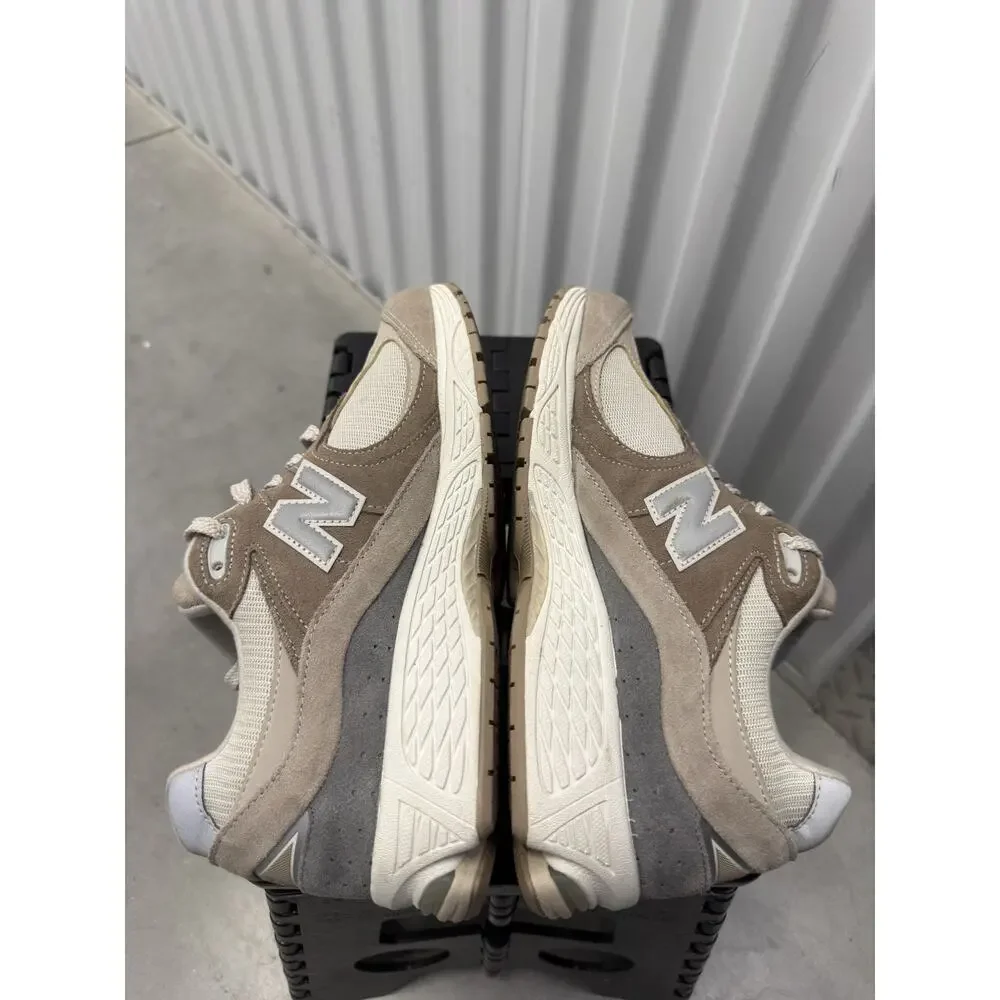New Balance 2002R Driftwood Sandstone 2023 Size 10 Men's - M2002RSI